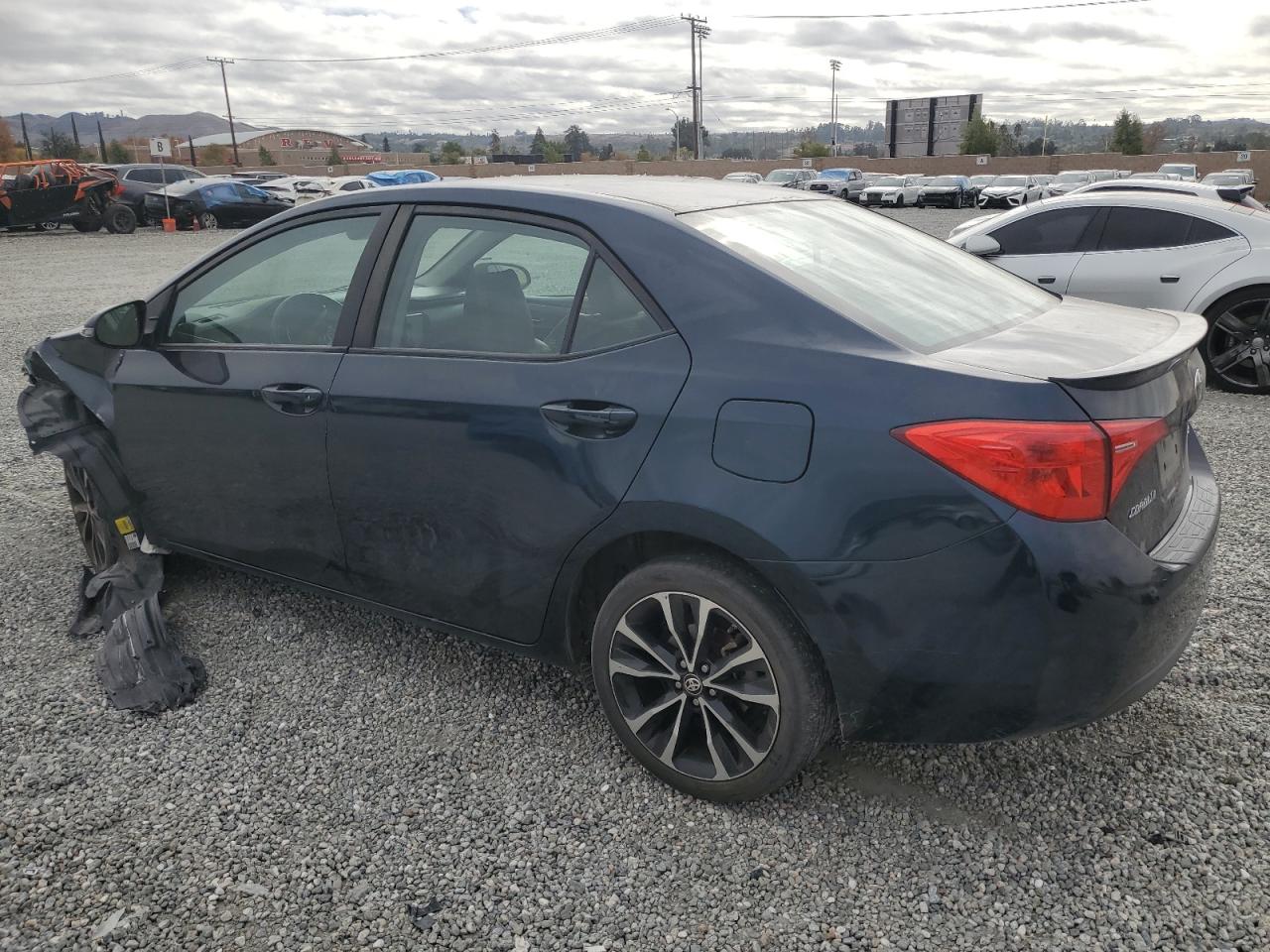 VIN 5YFBURHE0HP647680 2017 TOYOTA COROLLA no.2