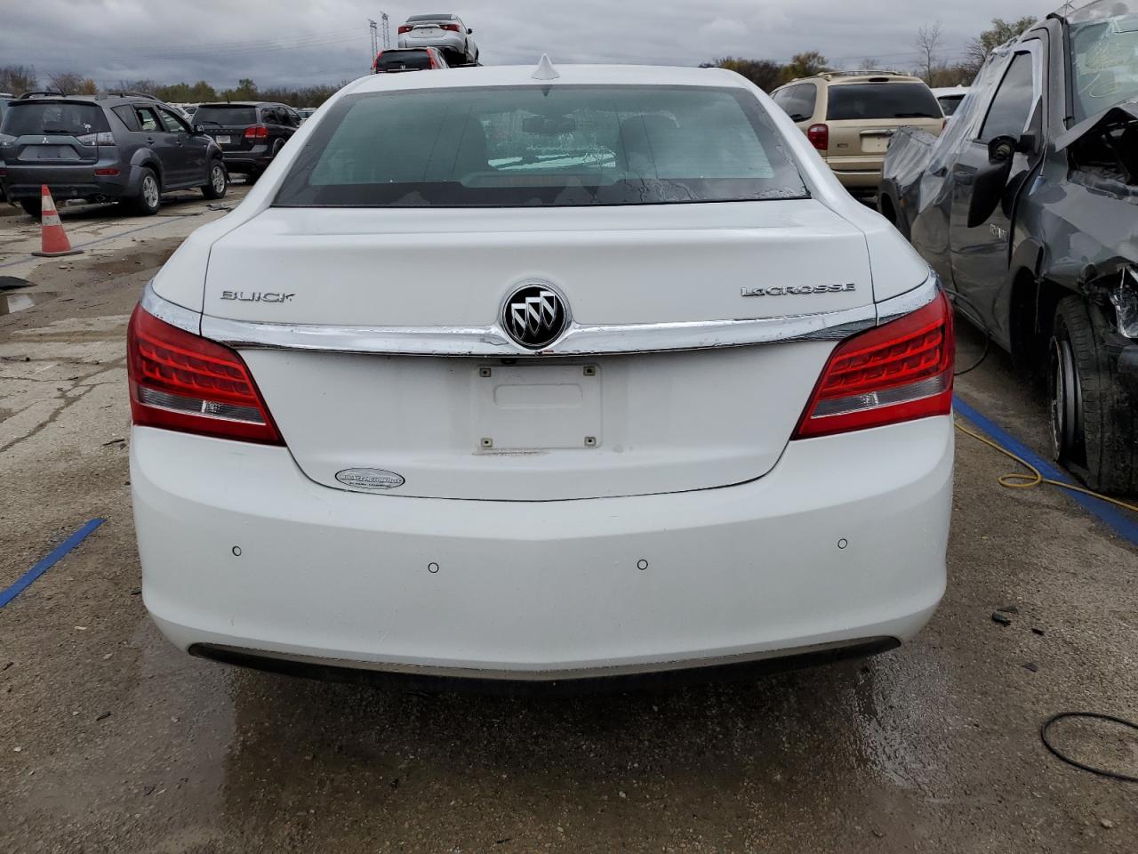 VIN 1G4GB5GR7FF230436 2015 BUICK LACROSSE no.6