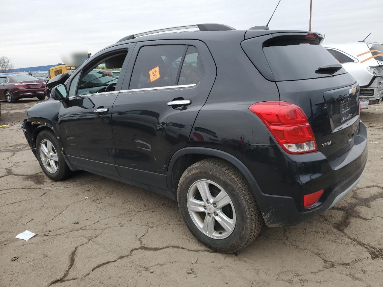 2020 Chevrolet Trax - Image 2