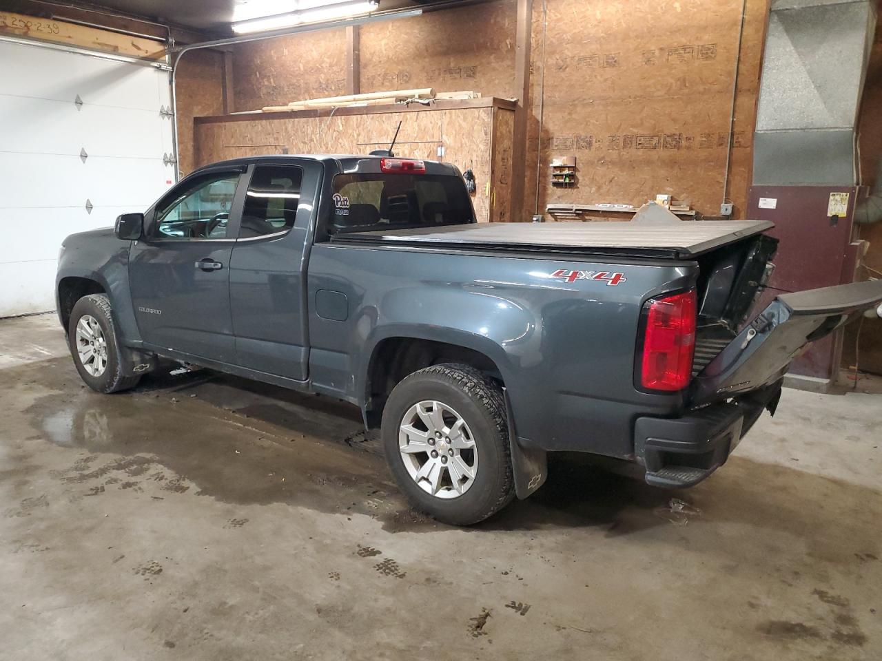 2015 Chevrolet Colorado - Image 2