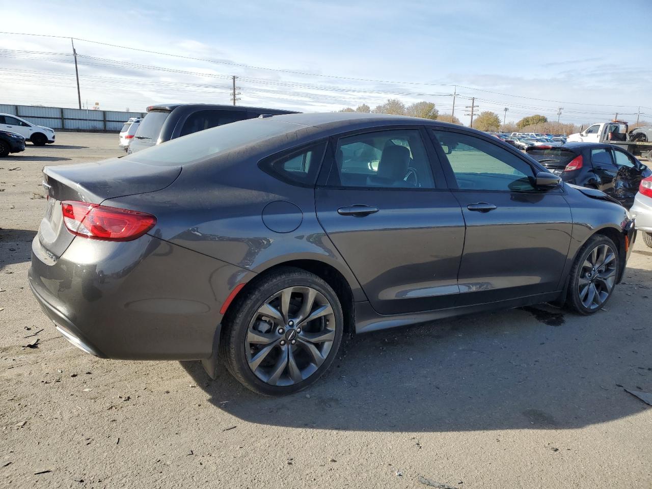 2015 Chrysler 200 - Image 3