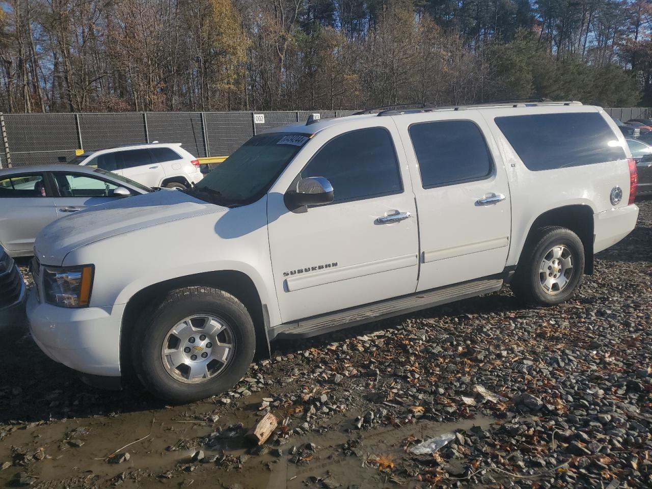 2010 Chevrolet Suburban - Image 1