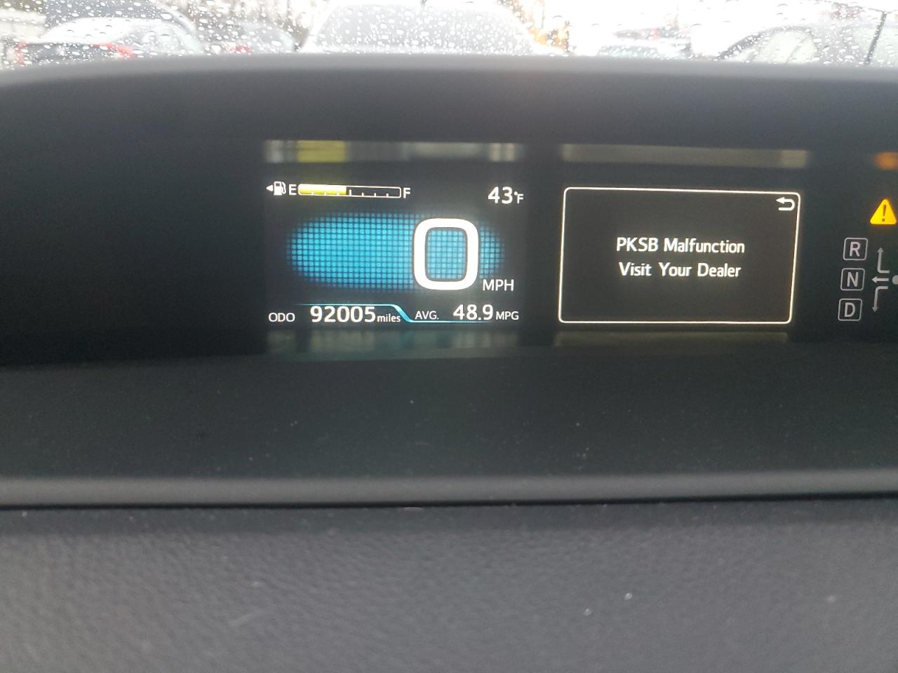 2019 Toyota Prius - Image 9