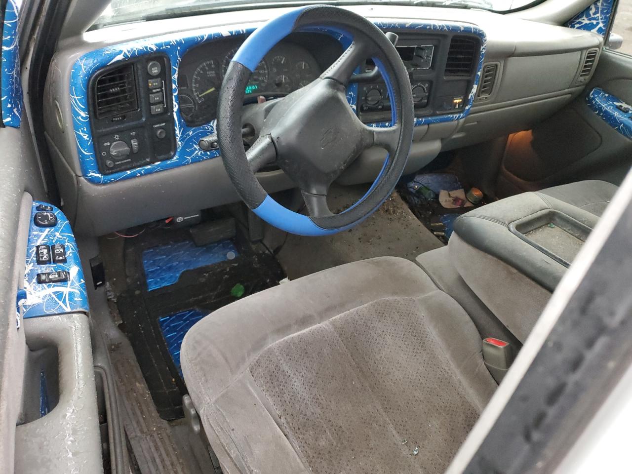 2000 Chevrolet Silverado - Image 8