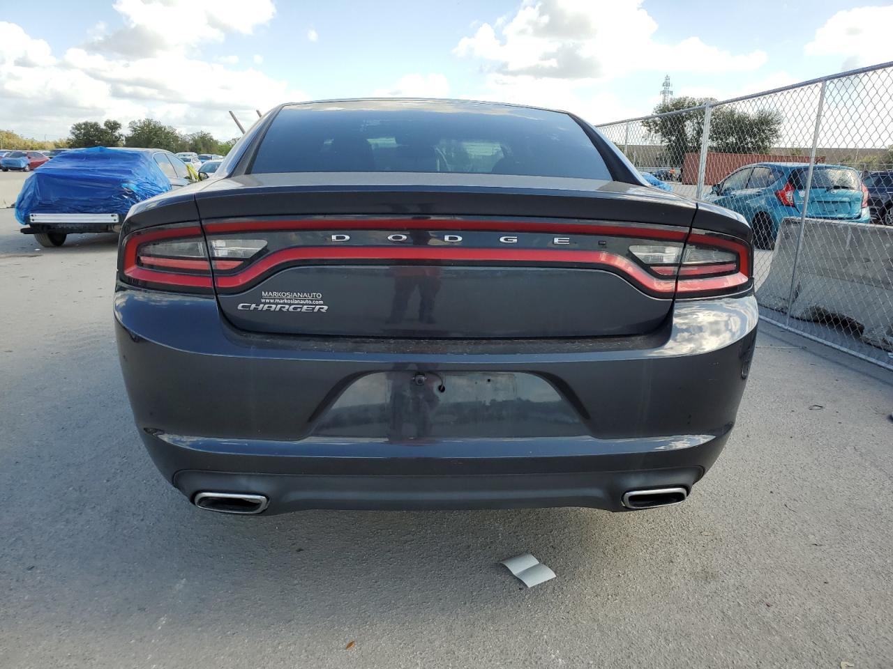 2017 Dodge Charger - Image 6