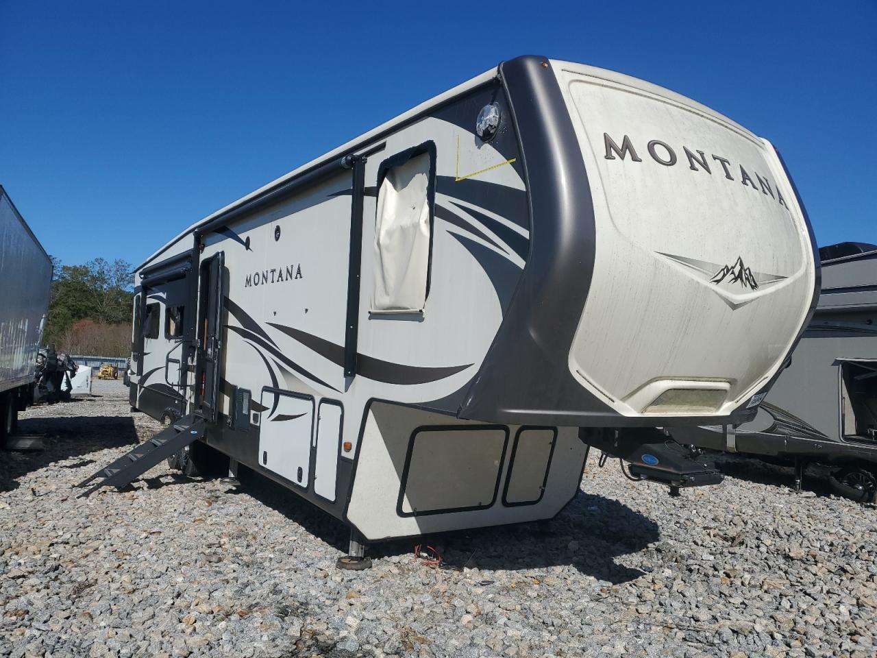 Montgomery, AL에서 판매 중인 2017 Camper Montana - Vandalism
