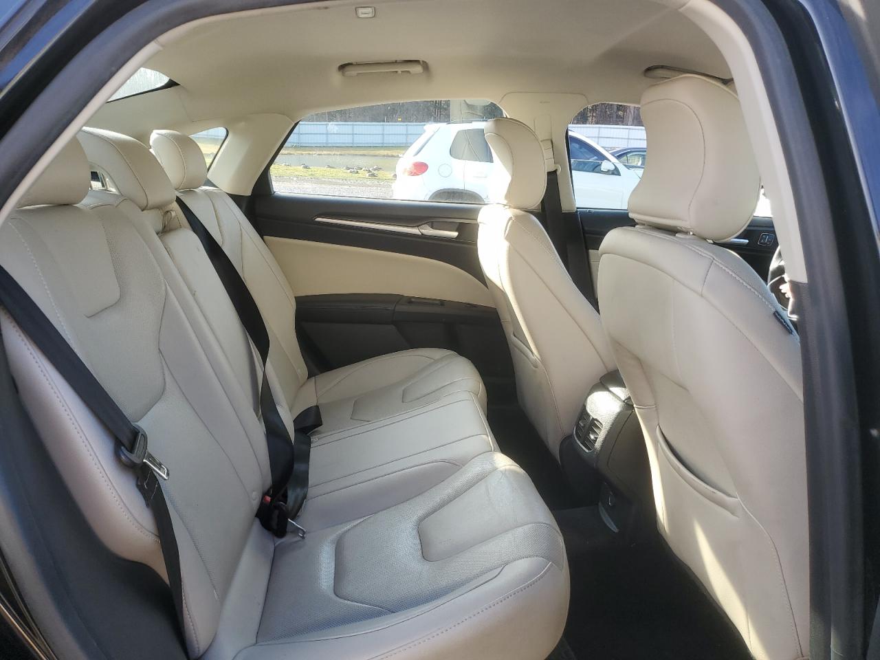 2018 Ford Fusion - Image 11