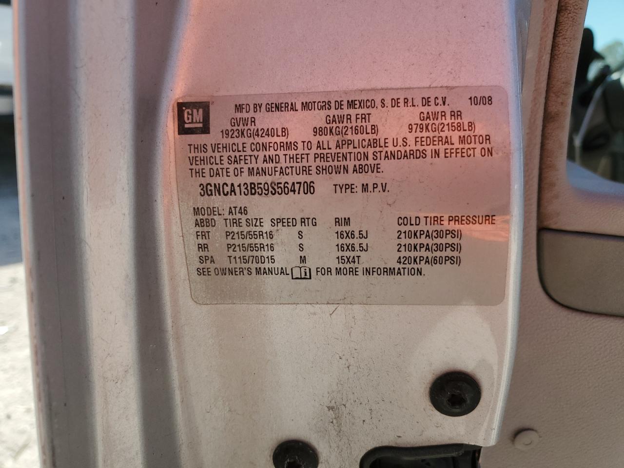 2009 Chevrolet HHR - Image 13