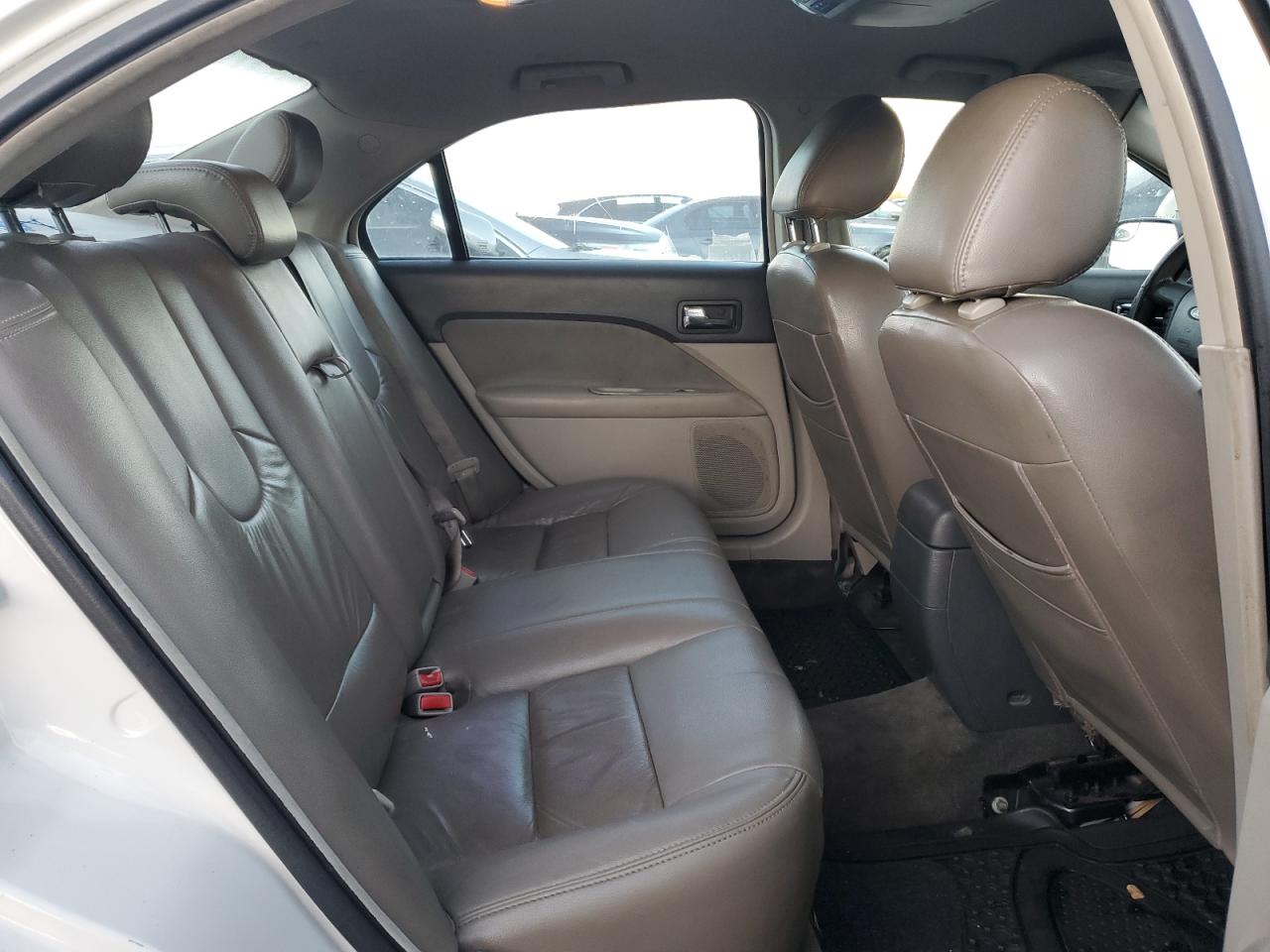 2011 Ford Fusion - Image 10