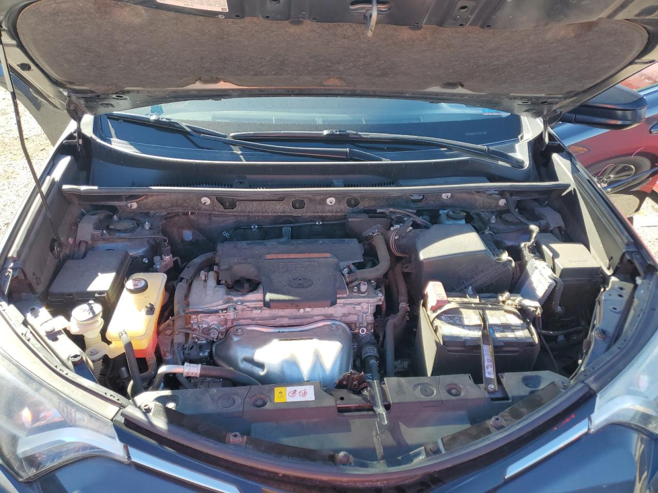 2018 Toyota RAV 4 - Image 13