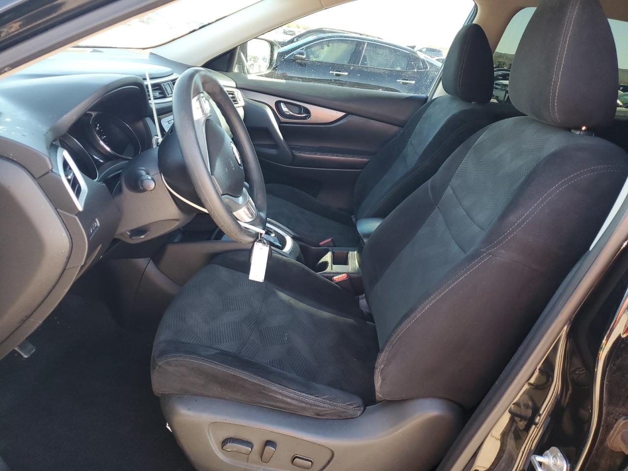 2015 Nissan Rogue - Image 7