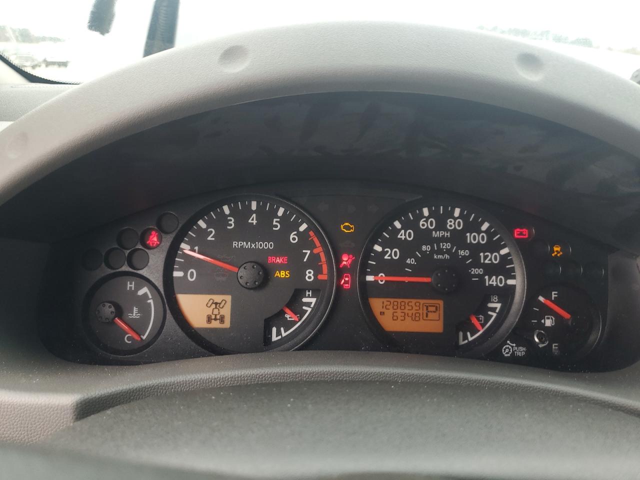 2014 Nissan XTerra - Image 9