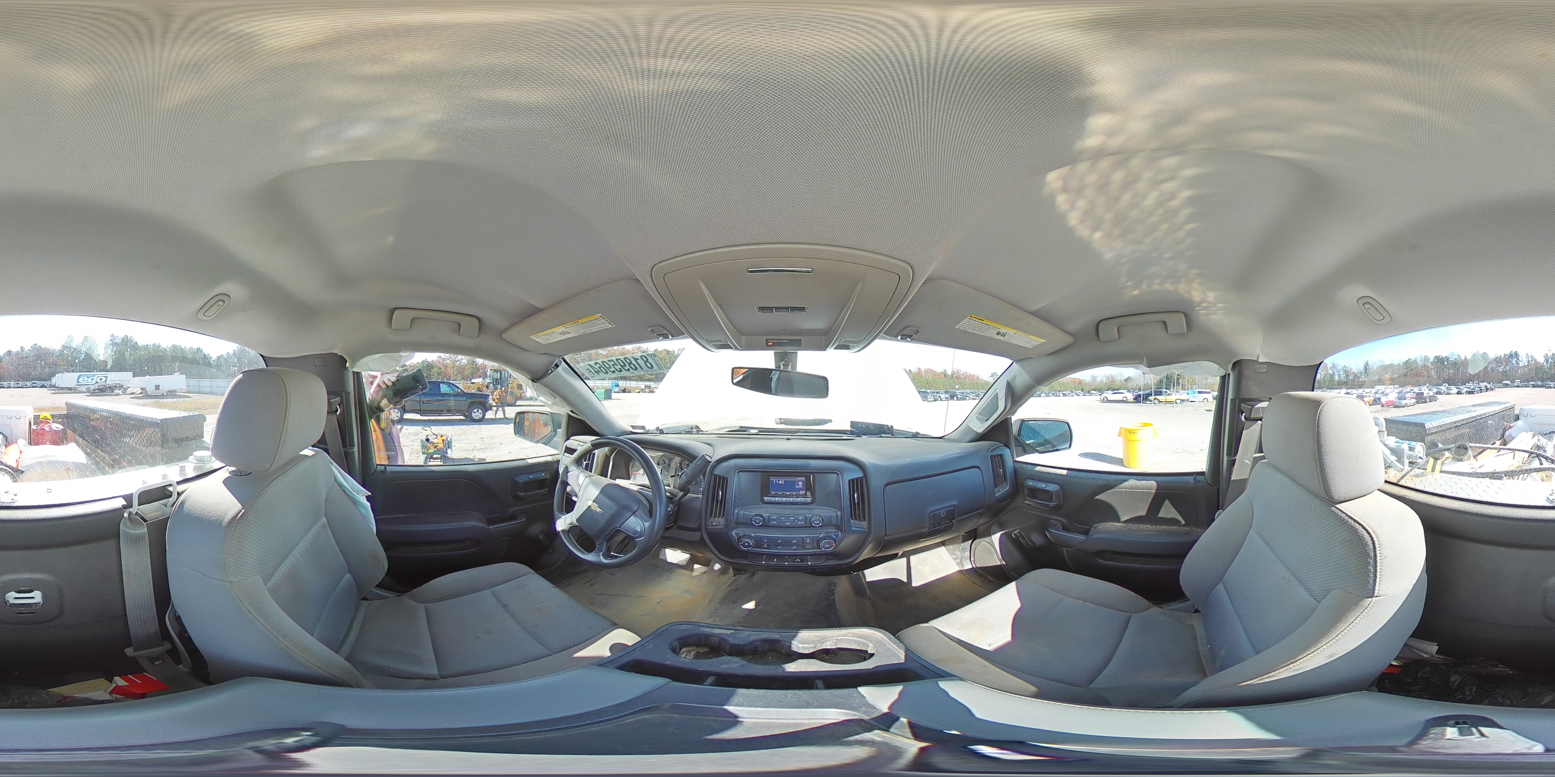 2014 Chevrolet Silverado - Image 13