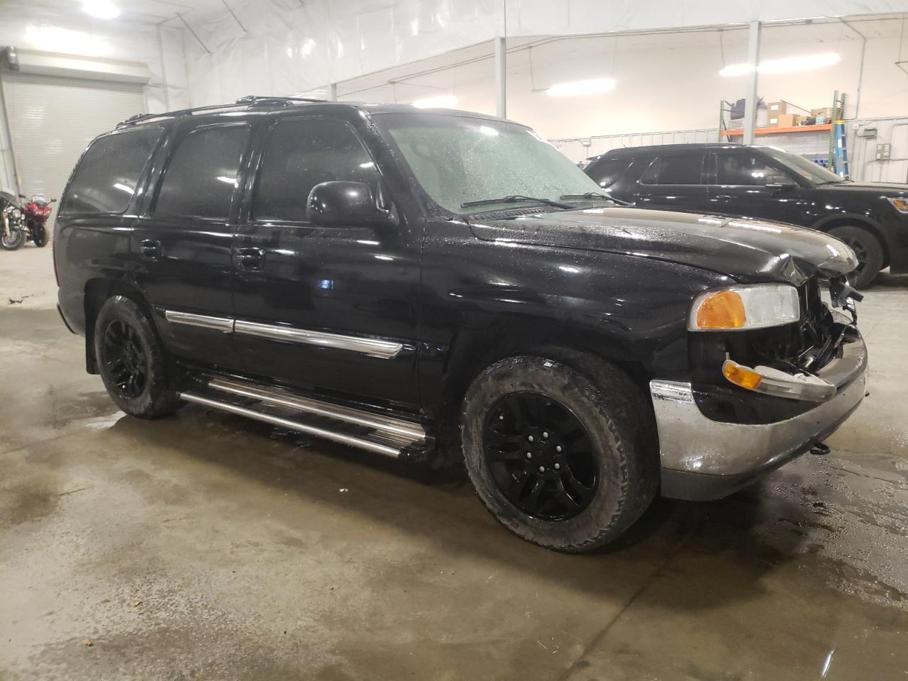 2002 GMC Yukon - Image 4