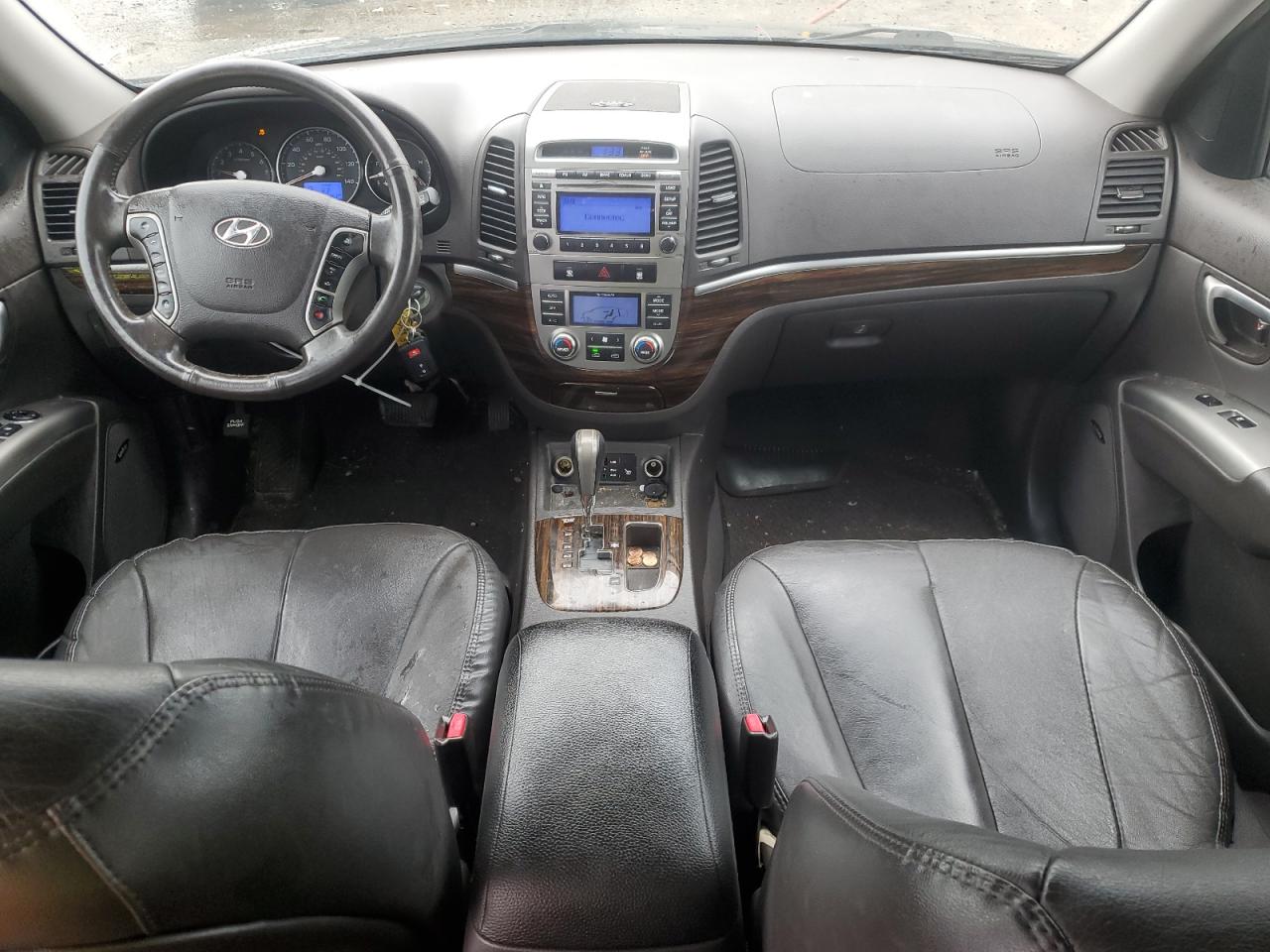 2011 Hyundai Santa Fe - Image 8