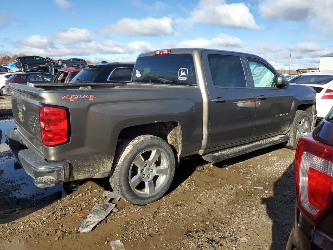 2014 Chevrolet Silverado - Image 3