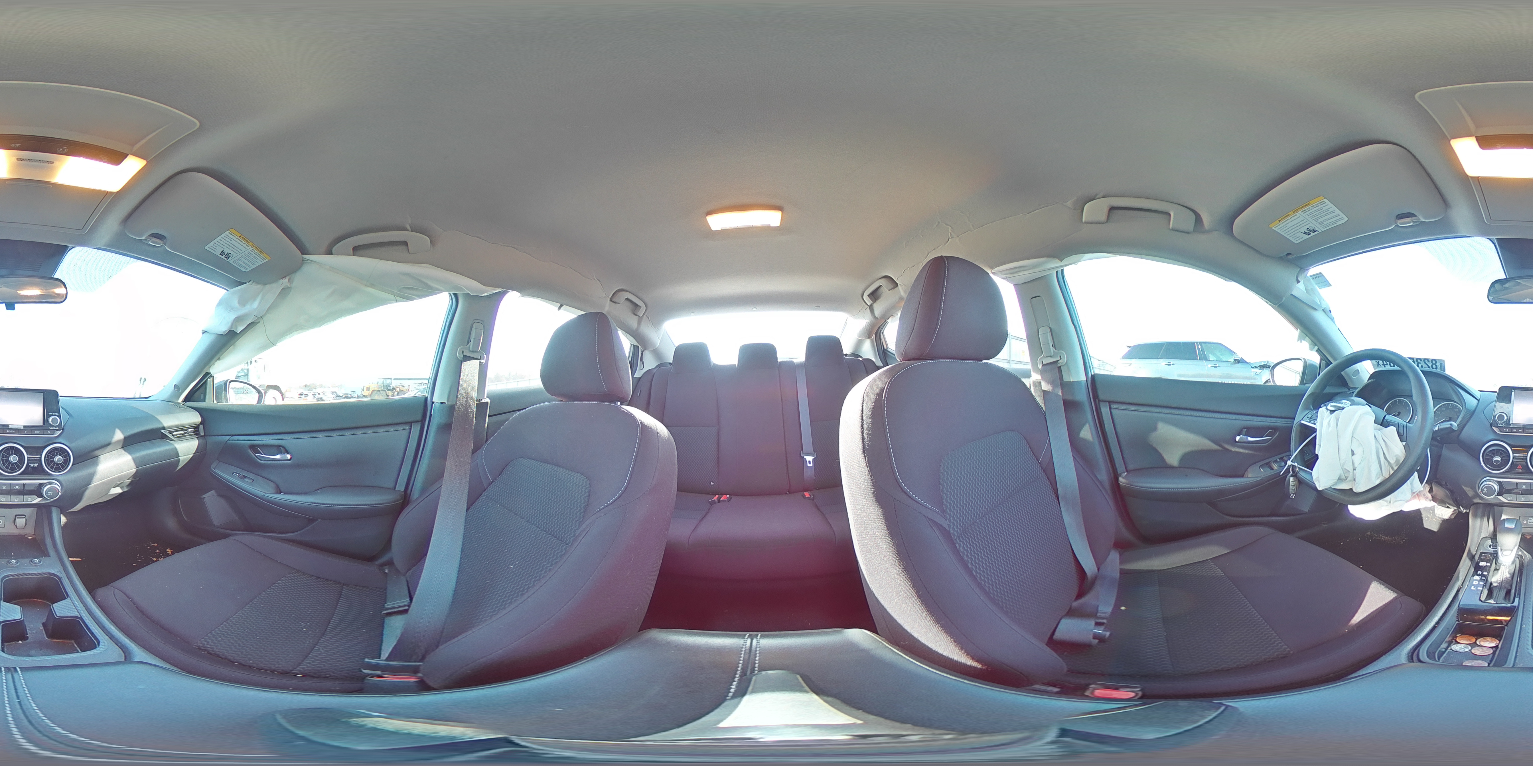 2021 Nissan Sentra - Image 13