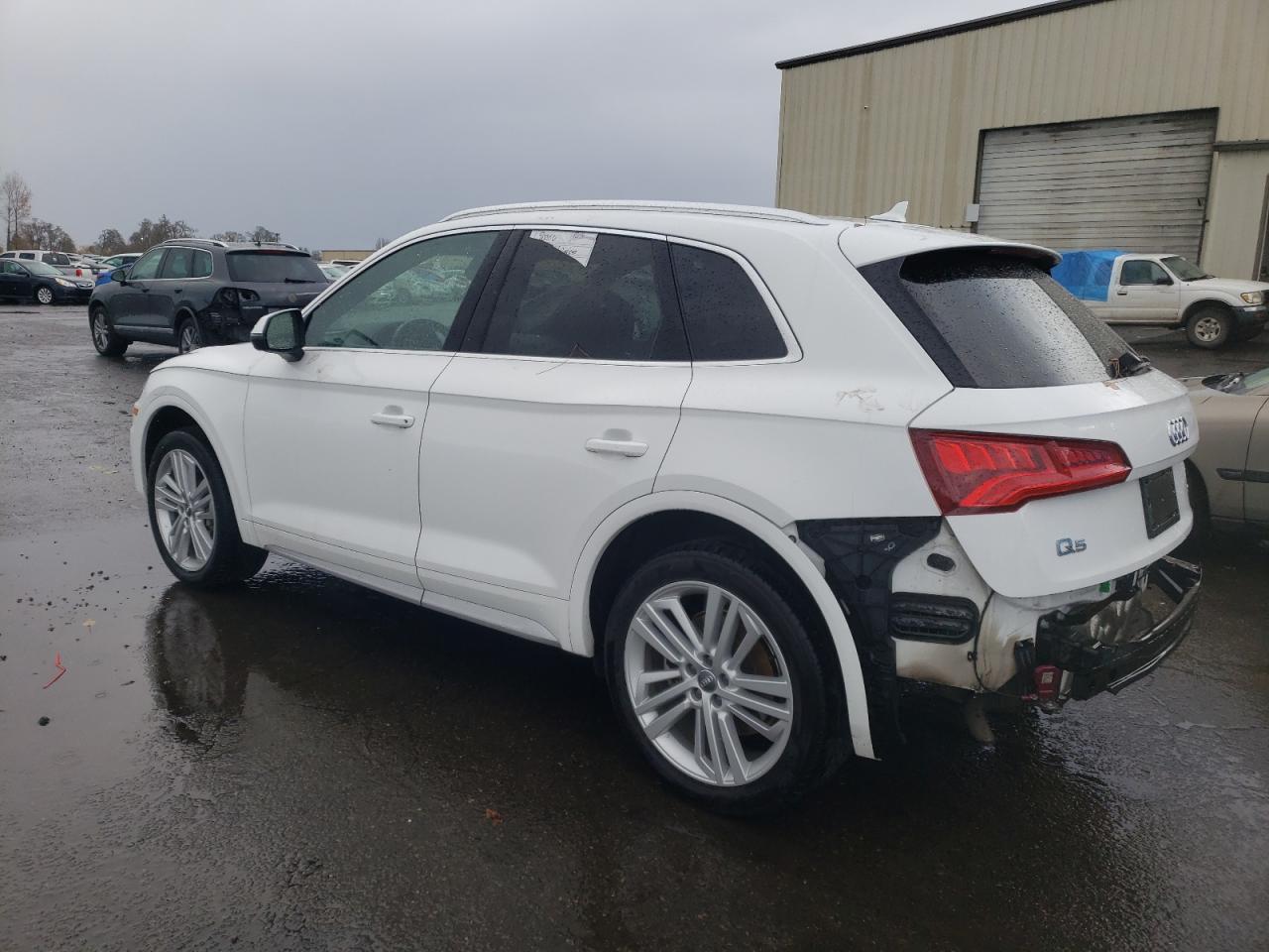 VIN WA1BNAFY8J2084145 2018 AUDI Q5 no.2