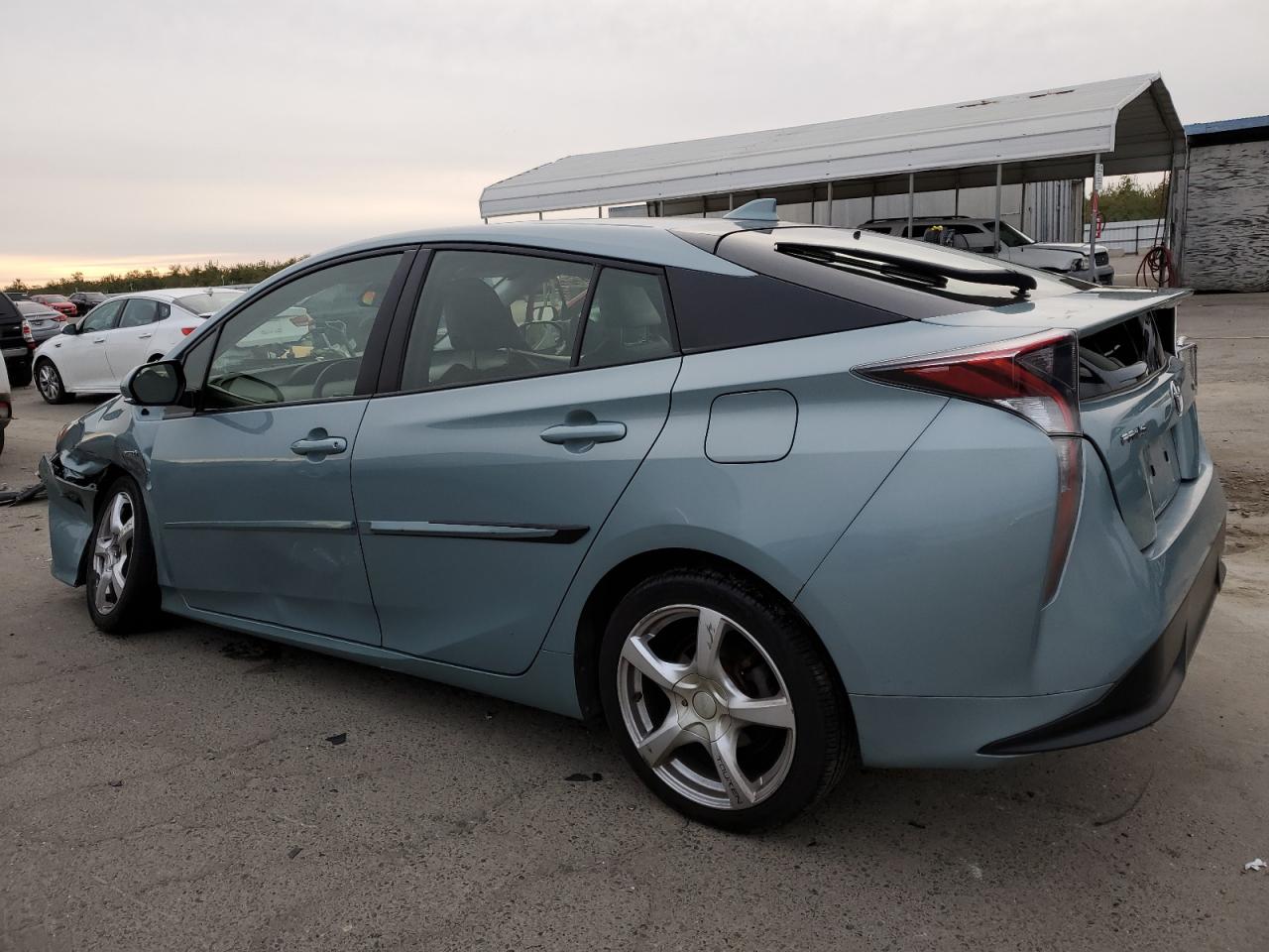 2017 Toyota Prius - Image 2