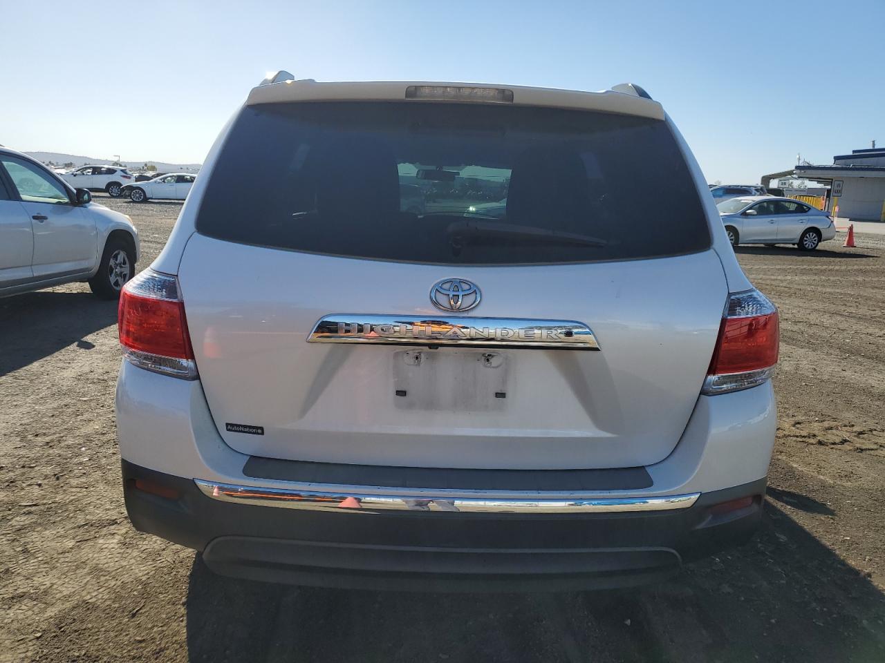 VIN 5TDZK3EH9DS140195 2013 TOYOTA HIGHLANDER no.6