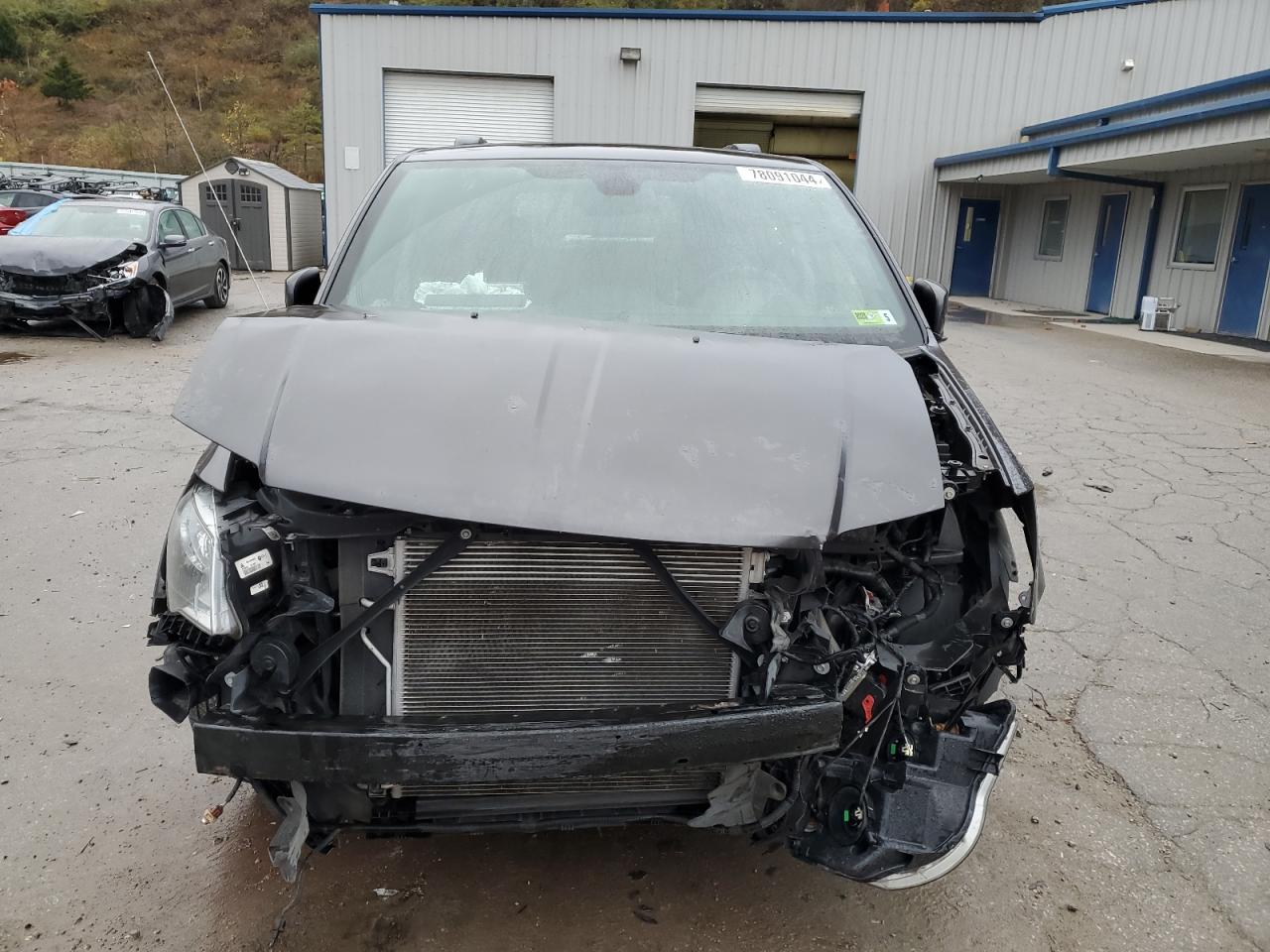 2019 Dodge Caravan - Image 5