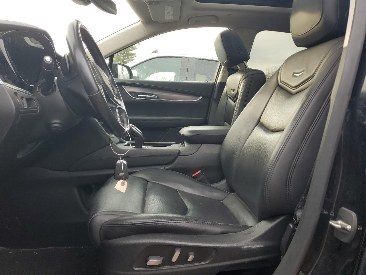 2019 Cadillac XT5 - Image 7