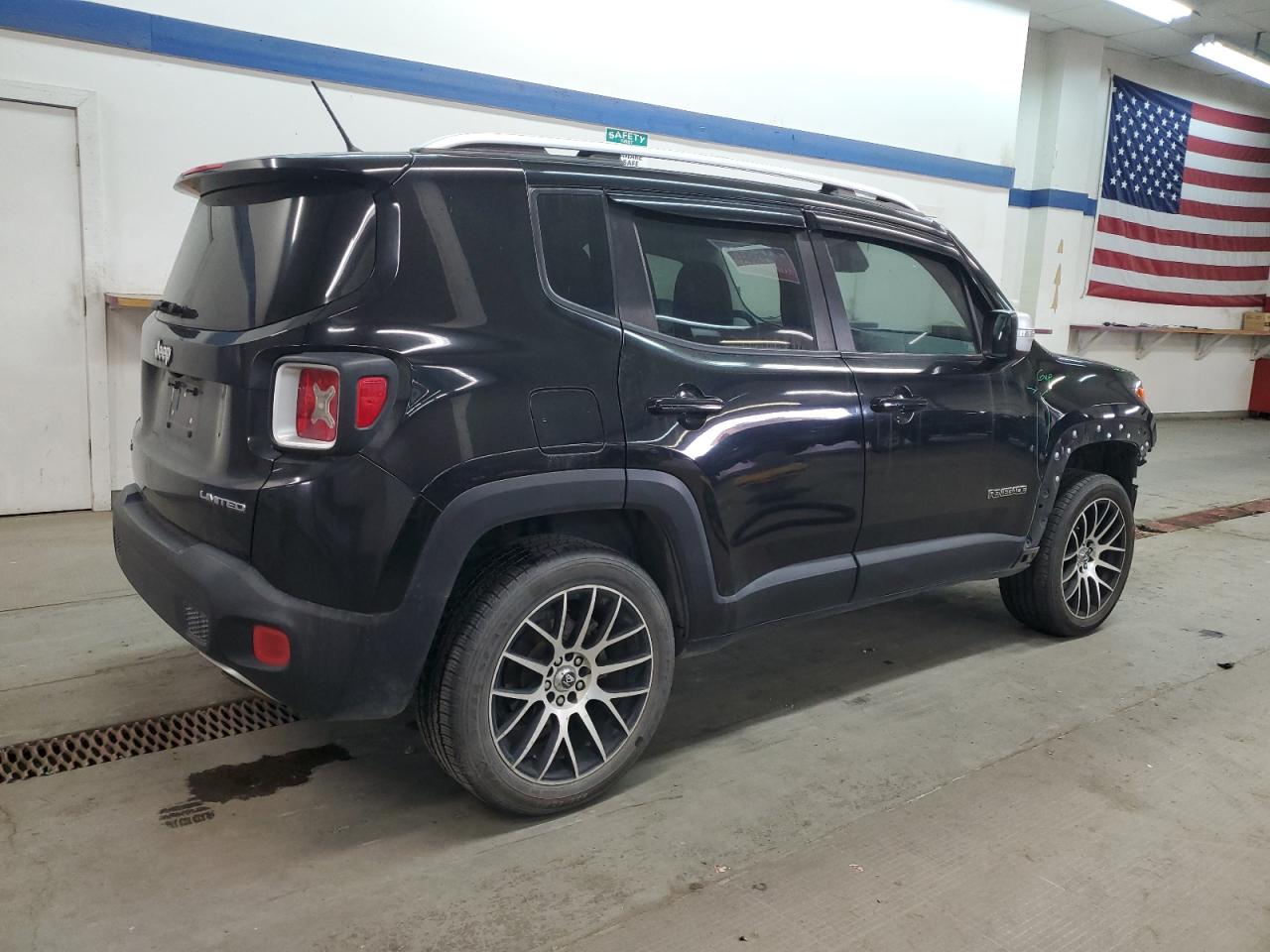 VIN ZACCJBDT9FPB41825 2015 JEEP RENEGADE no.3