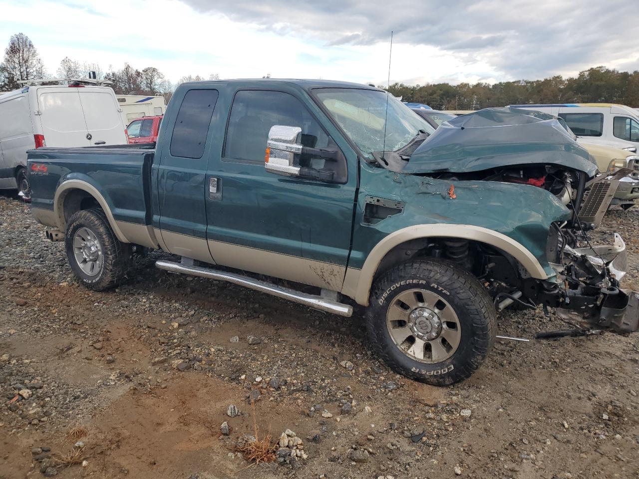 2008 Ford F250 - Image 4