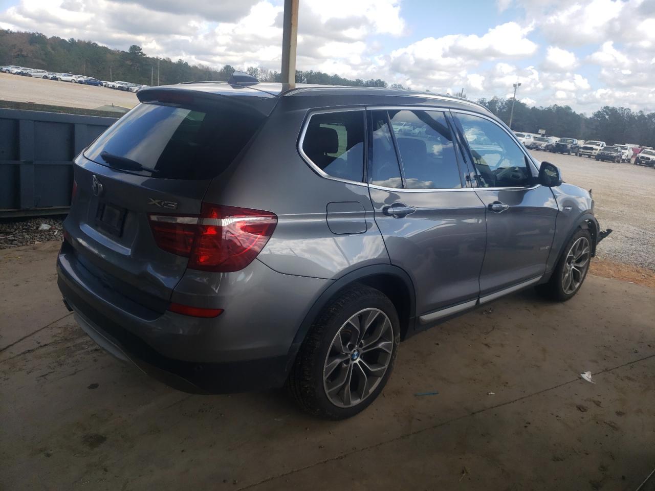 VIN 5UXWZ7C38H0V91140 2017 BMW X3 no.3