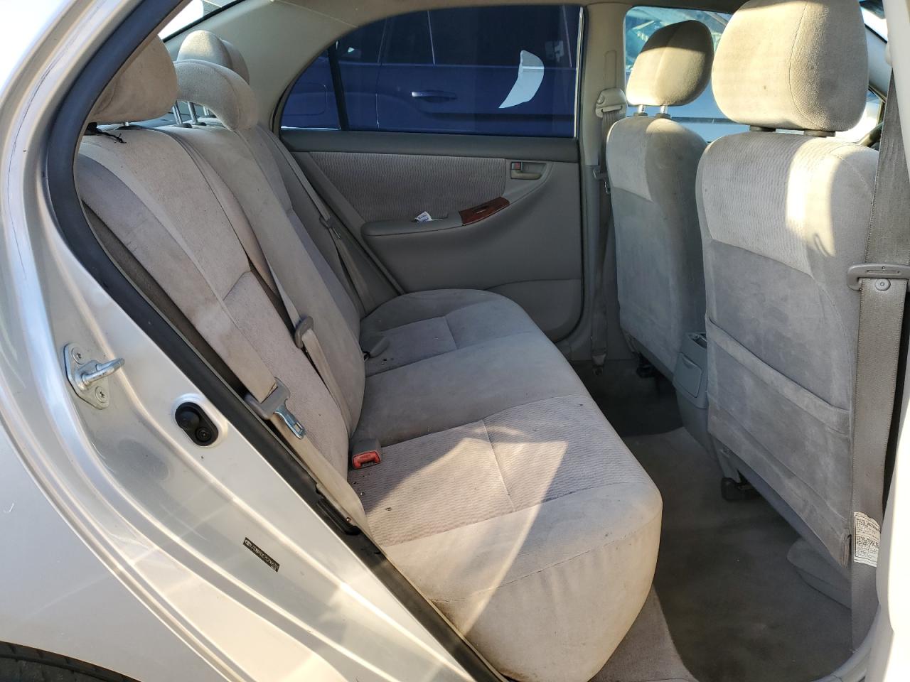 2005 Toyota Corolla - Image 10