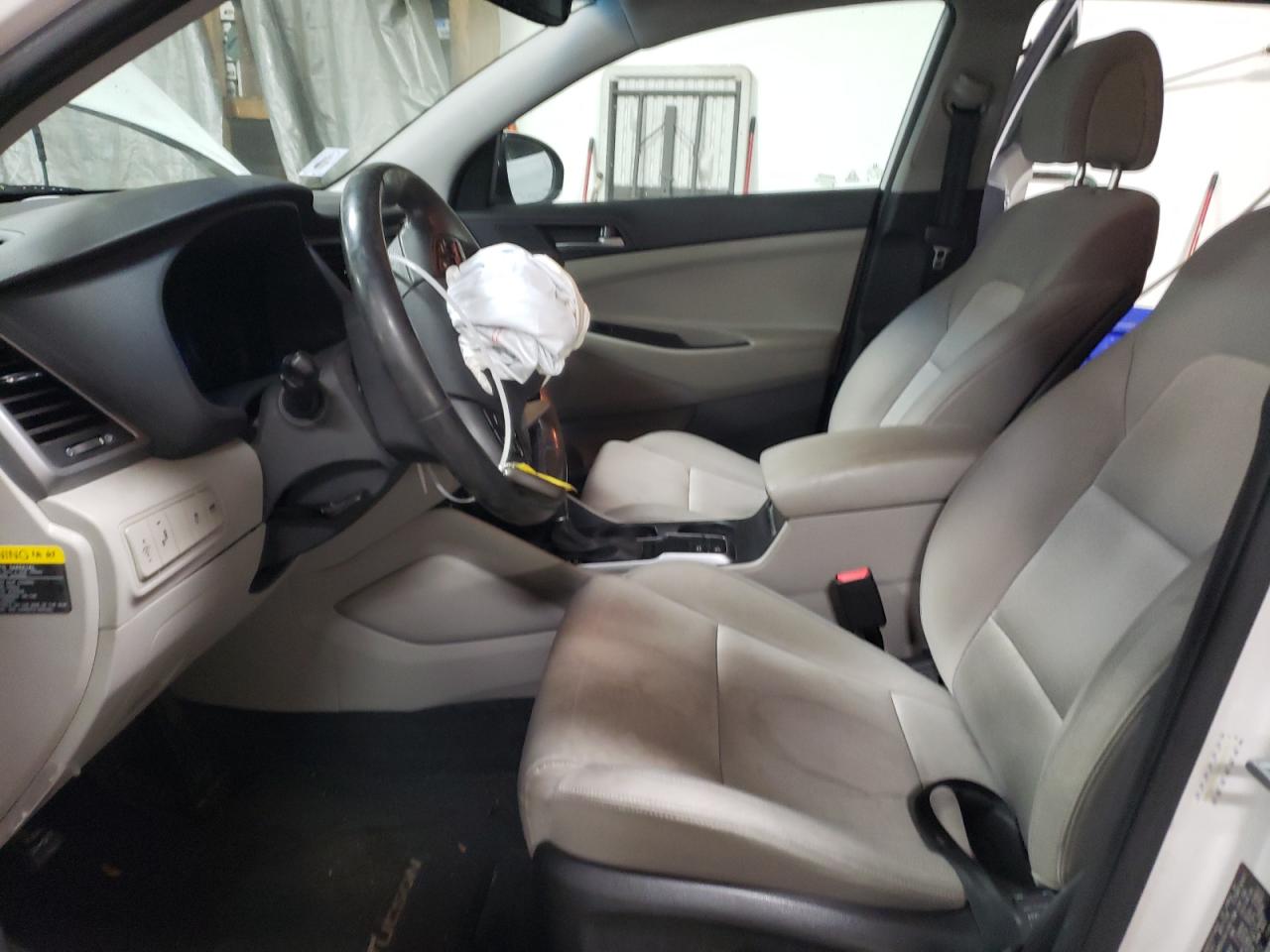 2016 Hyundai Tucson - Image 7