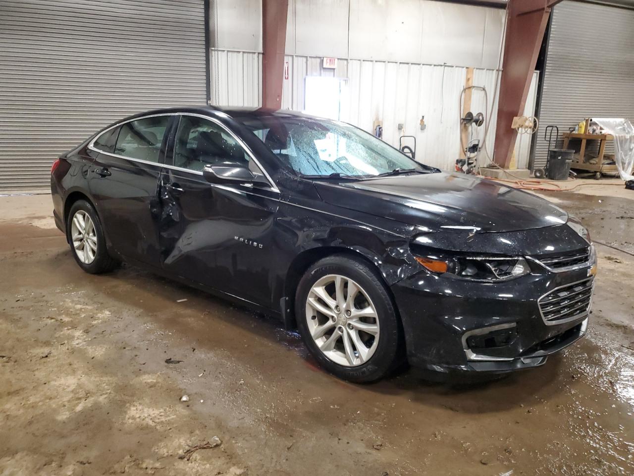 2017 Chevrolet Malibu - Image 4