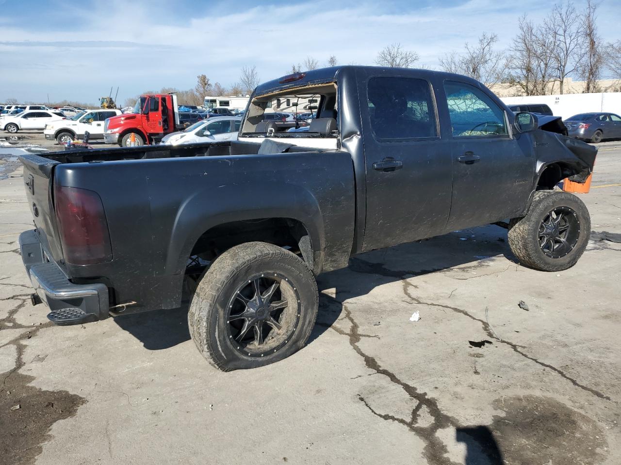 2010 Chevrolet Silverado - Image 3