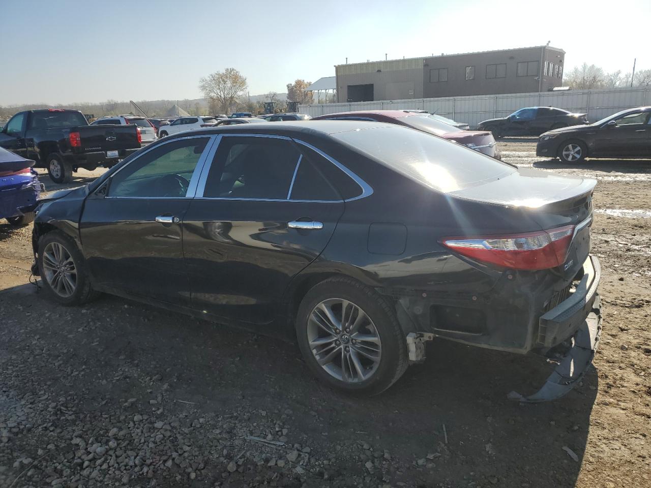 VIN 4T1BF1FK6HU360881 2017 TOYOTA CAMRY no.2