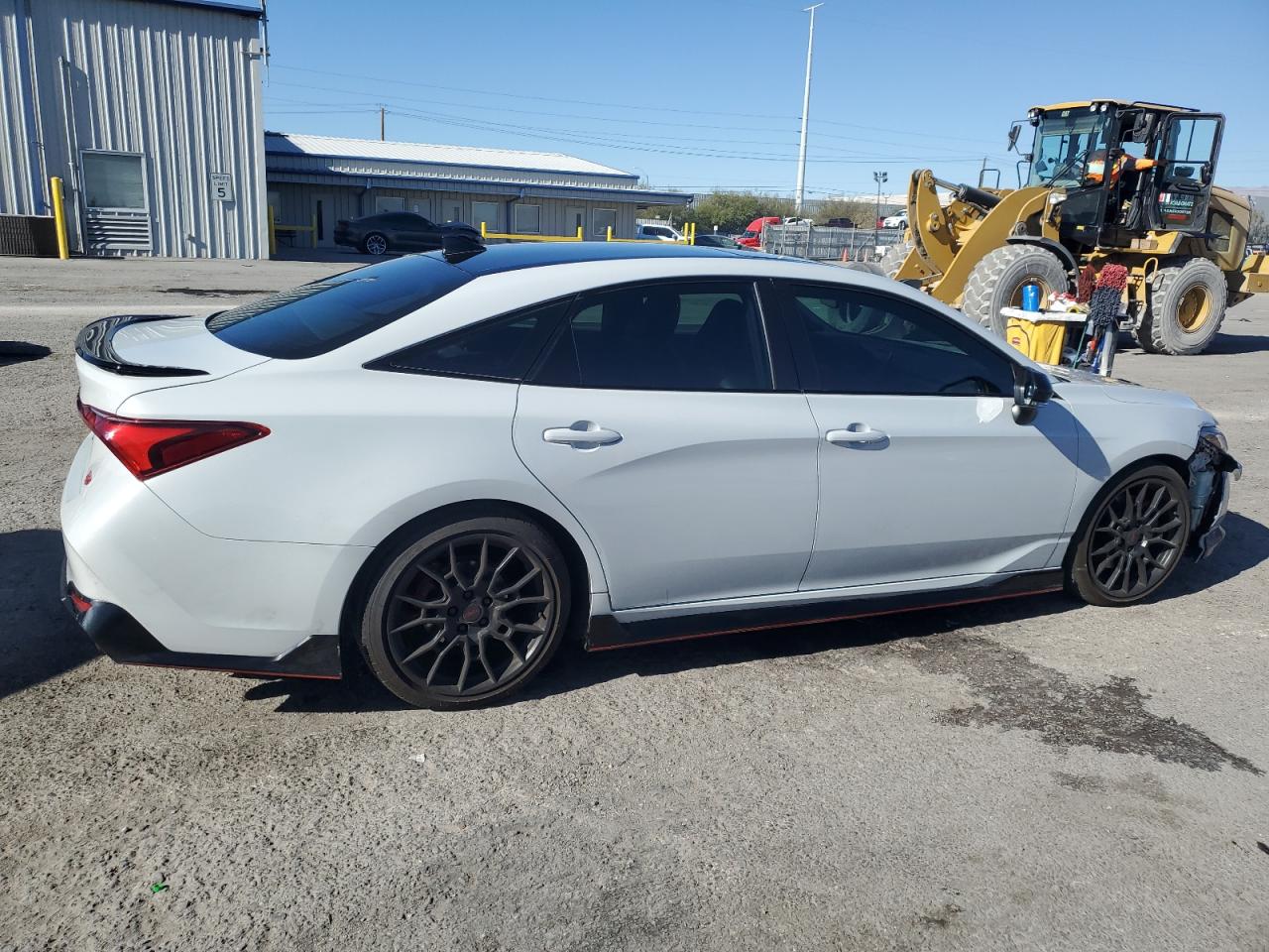 2021 Toyota Avalon - Image 3