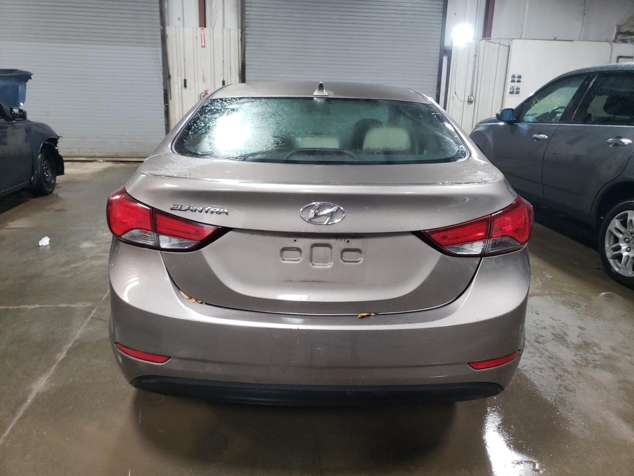 2014 Hyundai Elantra - Image 6