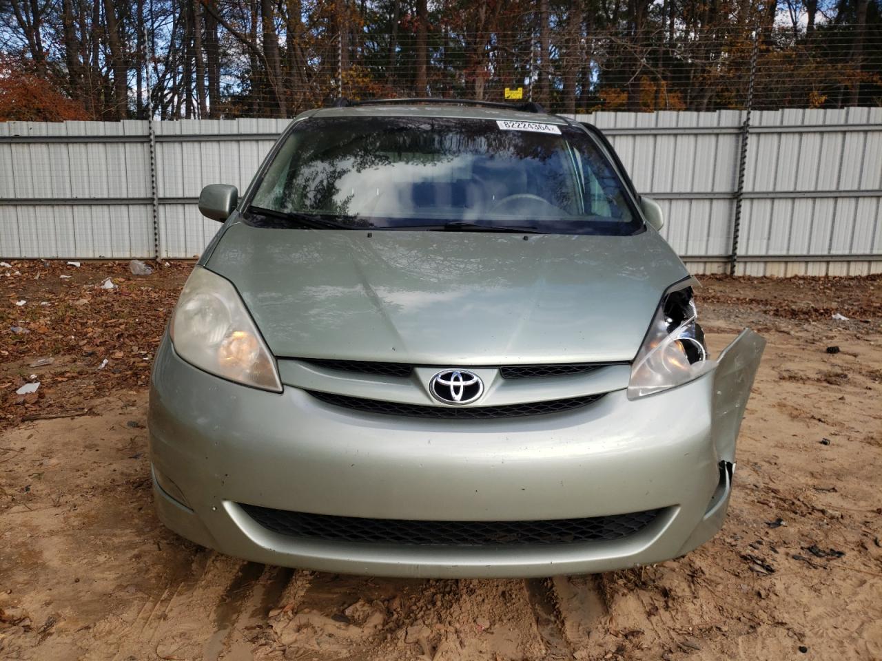 2008 Toyota Sienna - Image 5