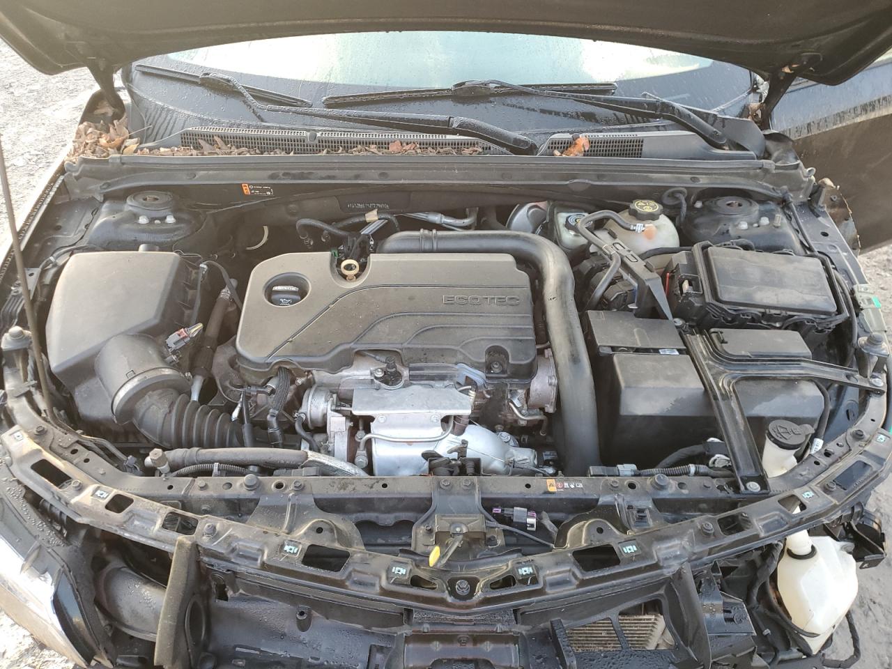 2018 Chevrolet Malibu - Image 11