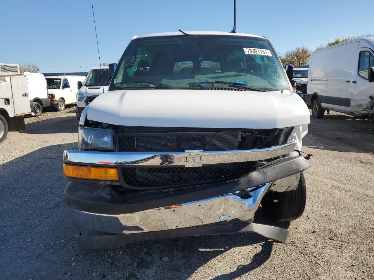 2017 Chevrolet Express - Image 5