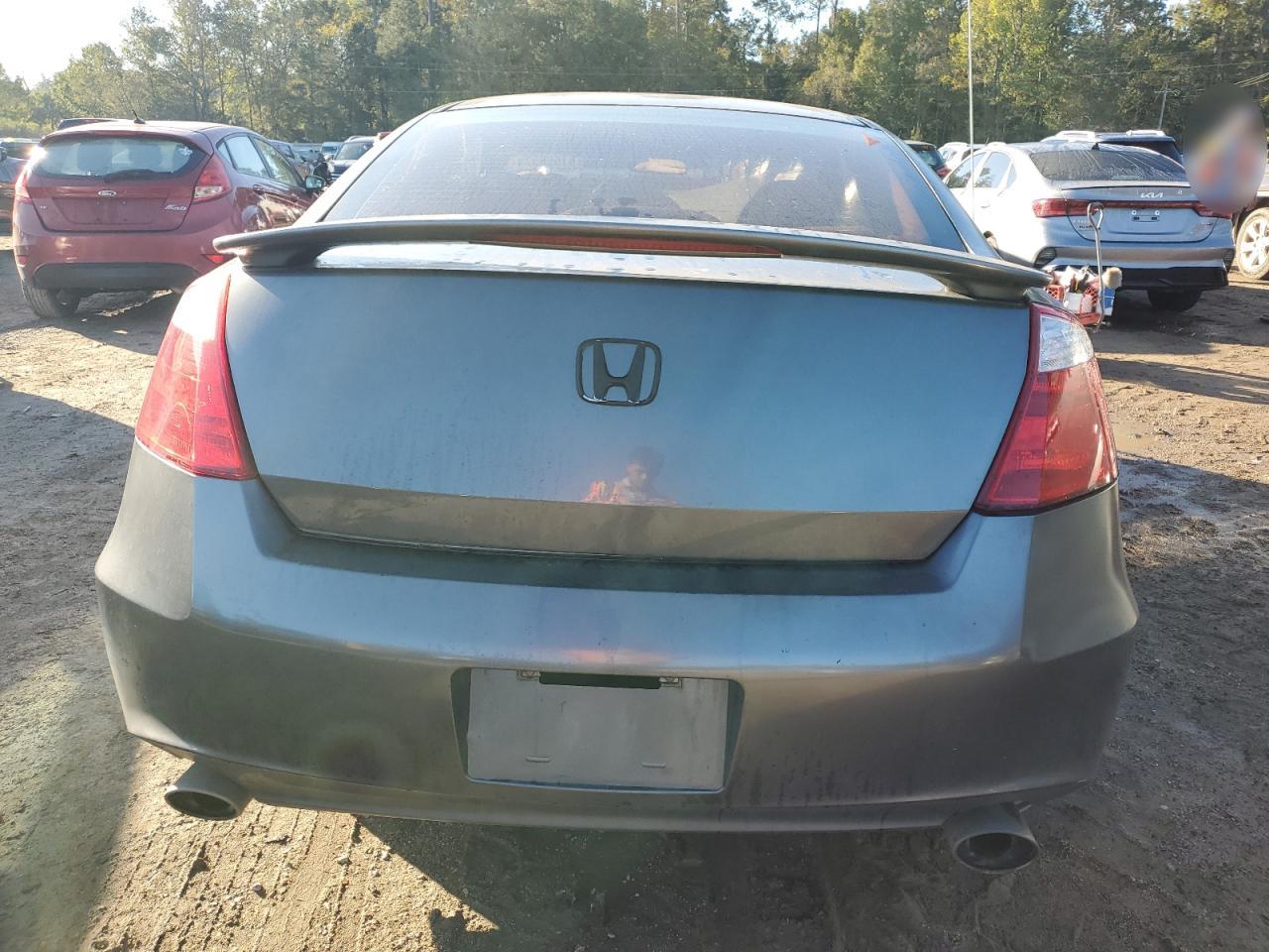 2010 Honda Accord - Image 6