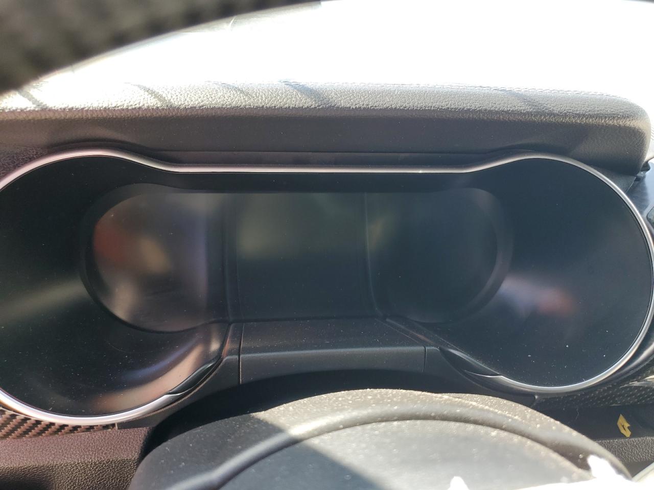 2020 Ford Mustang - Image 9