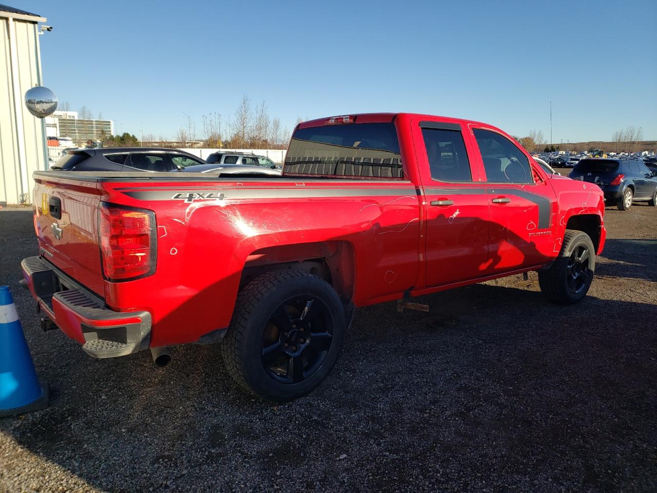 2018 Chevrolet Silverado K1500 Custom VIN: 1GCVKPEC1JZ358992 Lot: 78506984