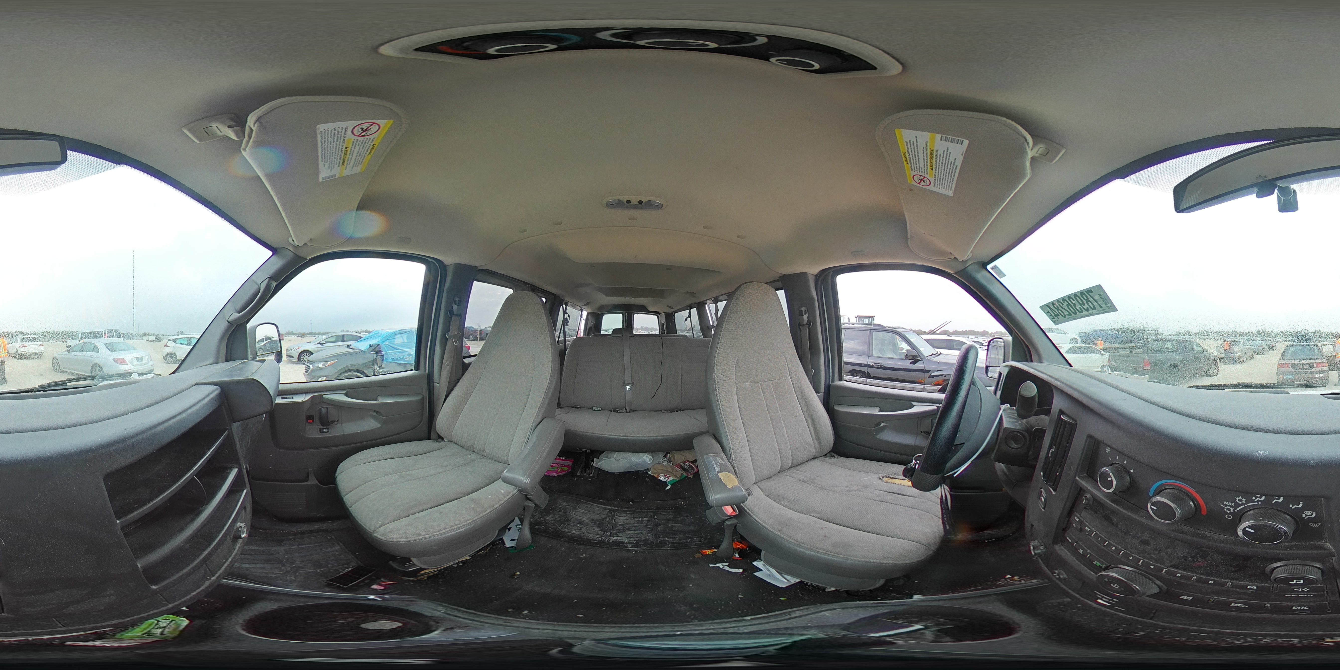 2010 Chevrolet Express - Image 14