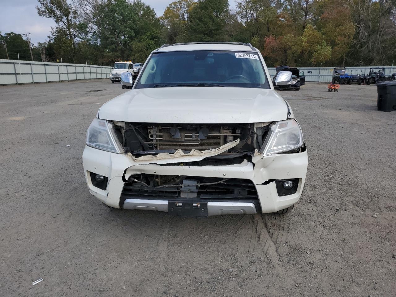2017 Nissan Armada - Image 5