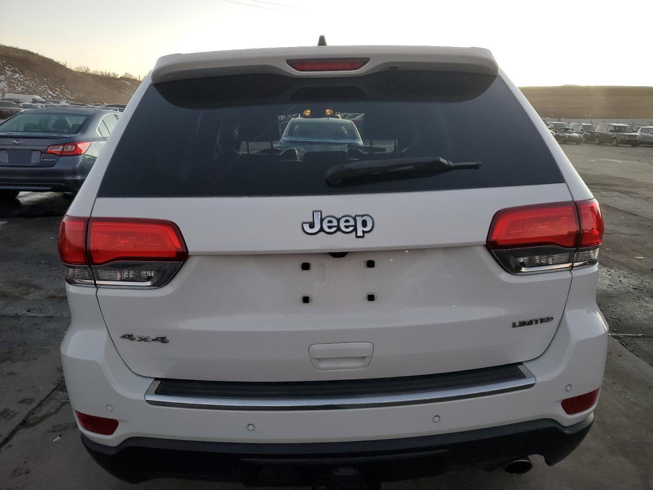 2018 Jeep Grand Cherokee - Image 6