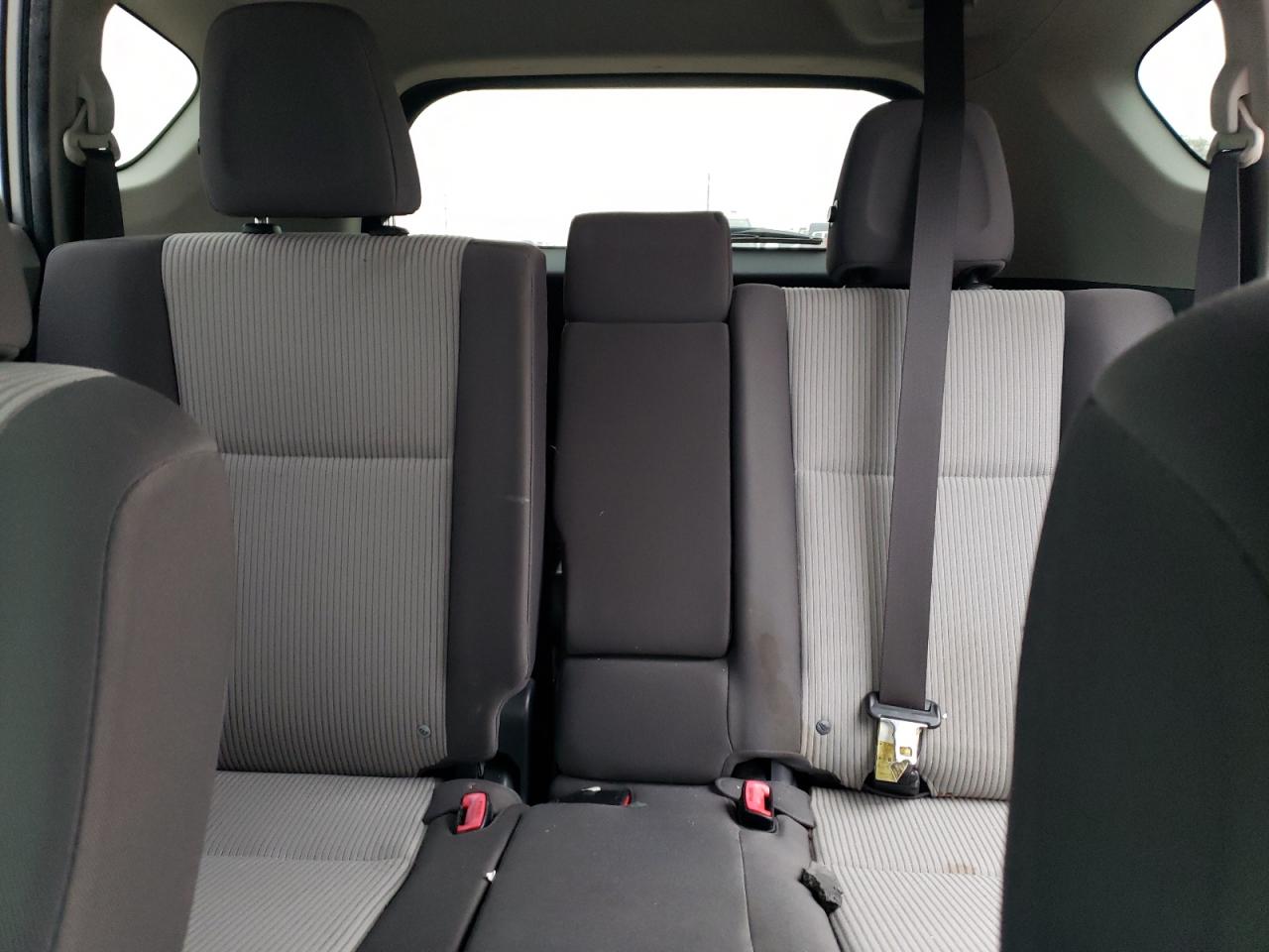 2013 Toyota RAV 4 - Image 10