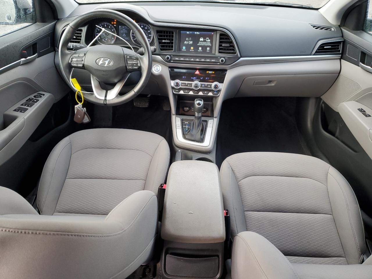 2020 Hyundai Elantra - Image 8