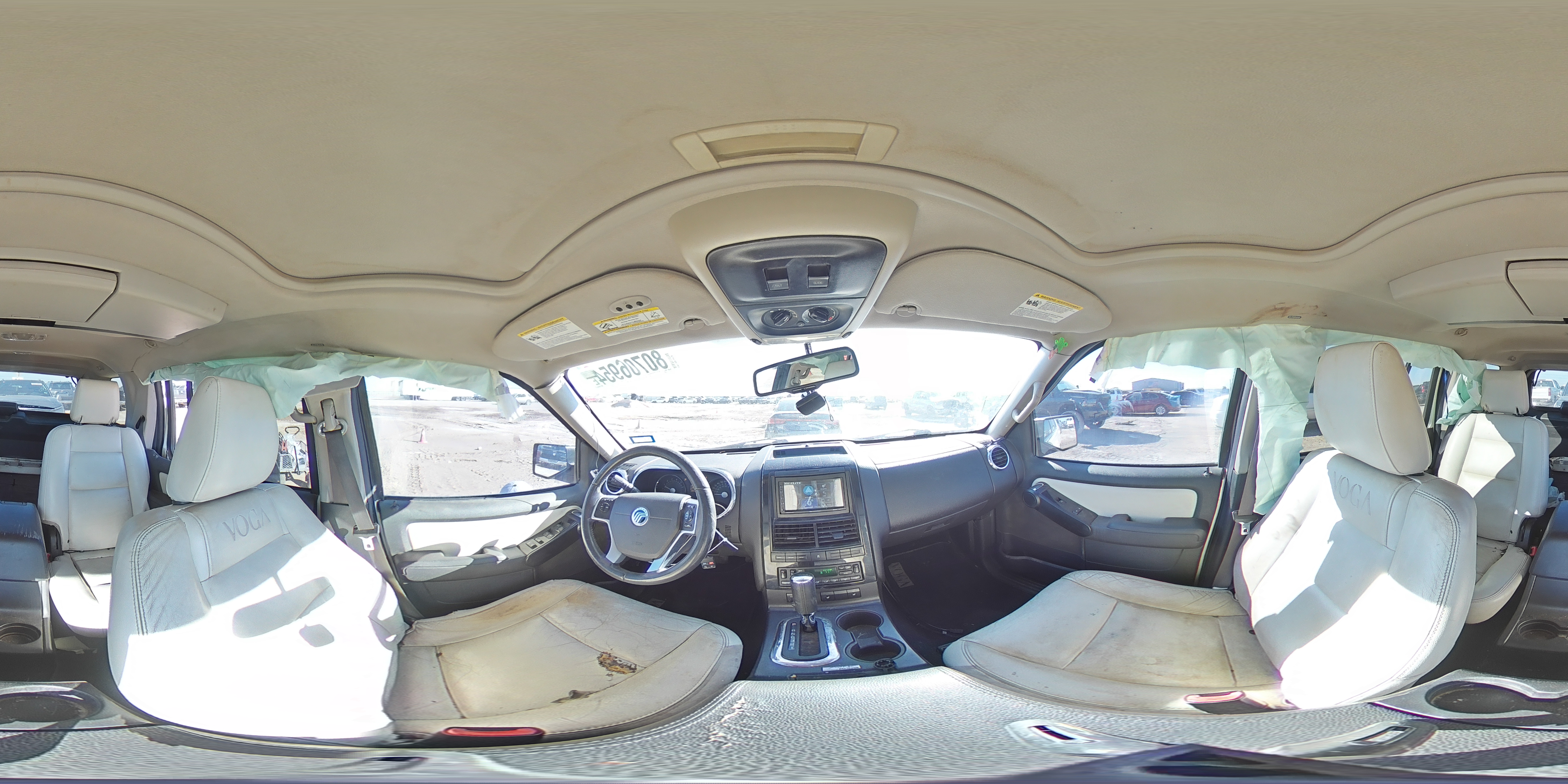 2009 Mercury Mountaineer - Image 14