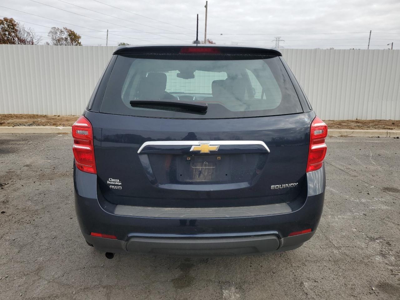 2016 Chevrolet Equinox - Image 6