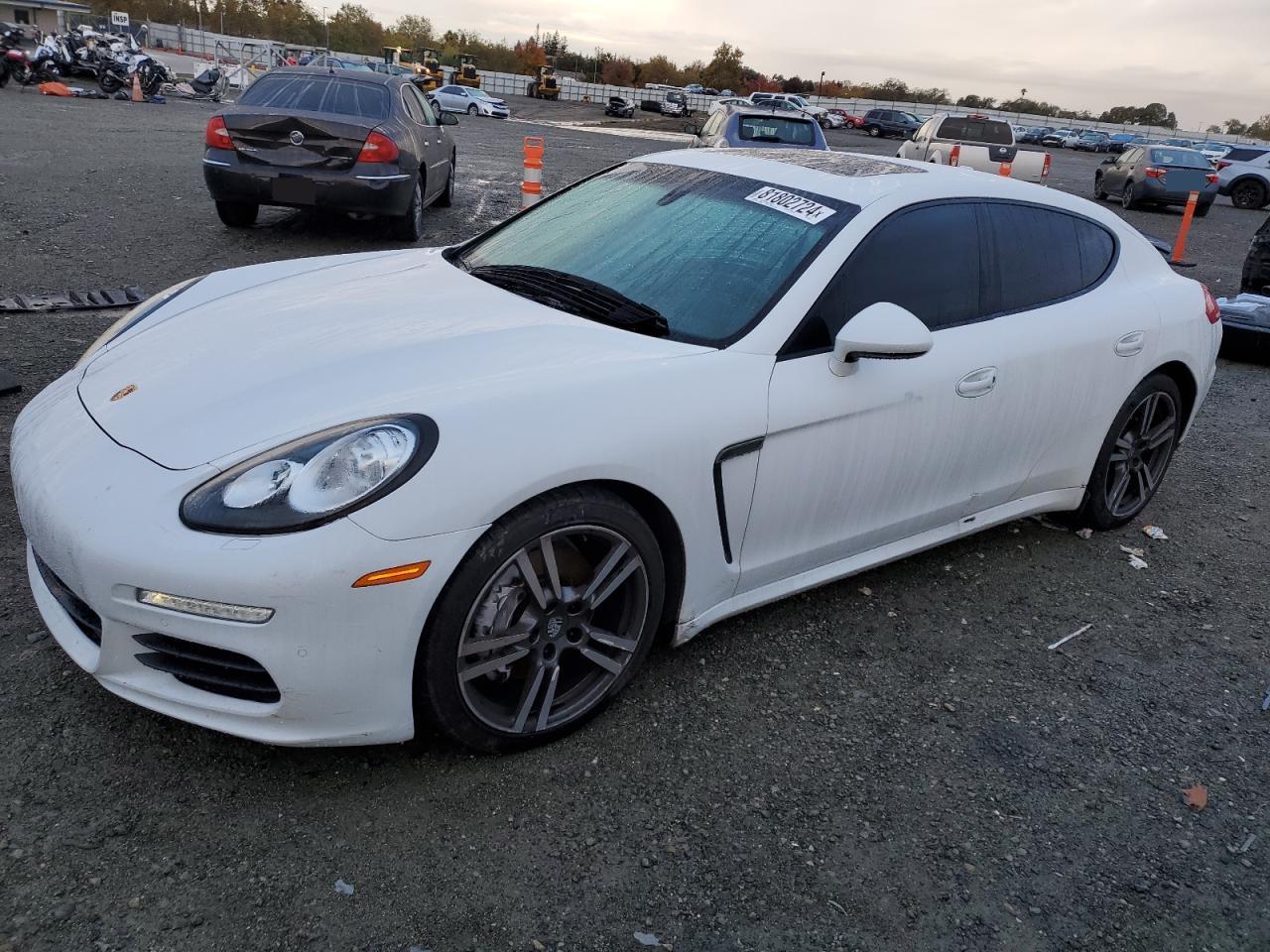 2015 PORSCHE PANAMERA